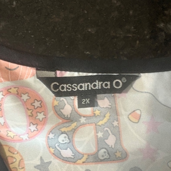 NWT Scrub TopCassandra O Halloween-themed medical - size 2XL - Picture 7 of 11